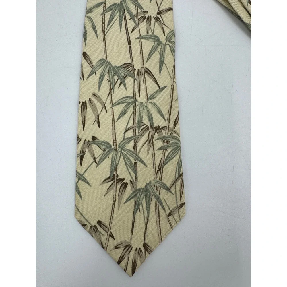 Tommy Bahama Mens Silk Necktie Bamboo Tropical Print Cream Green Brown Tie